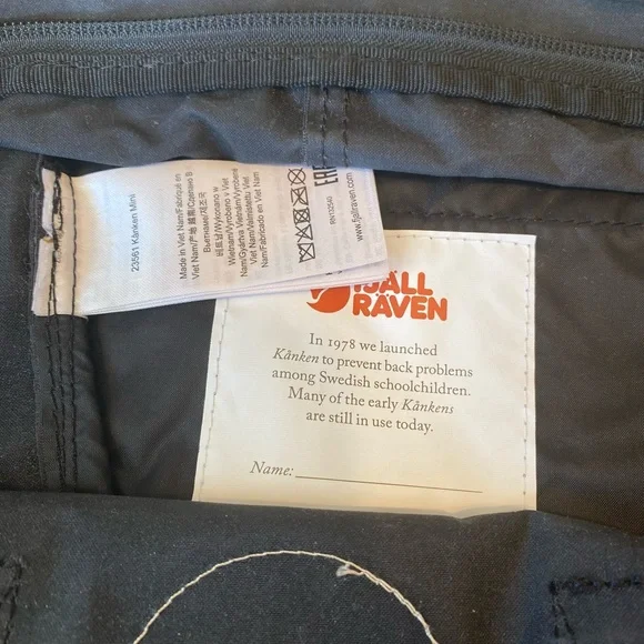 Fjallraven Kanken Mini Backpack Bag Black EUC Outdoor Hiking - Picture 13 of 15